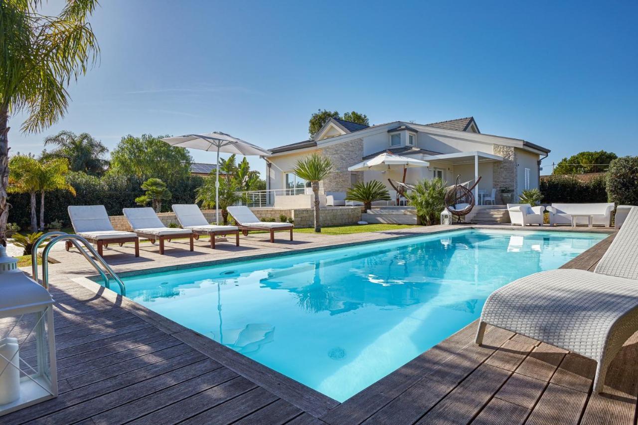 Villa Giame - Heated Pool, Beach At 350M بوزالو المظهر الخارجي الصورة